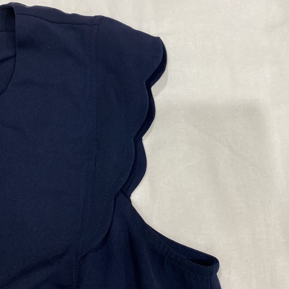 41 Hawthorn  Tops - Picture 4 of 9